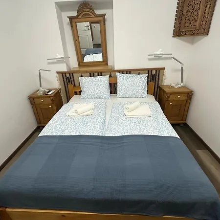 Apartment Marosmenti Vendeghaz Gyula