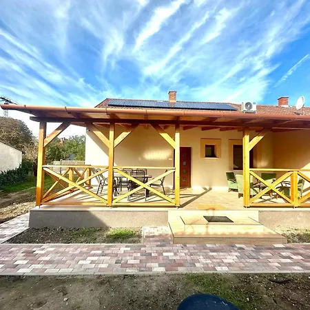Marosmenti Vendeghaz Appartement *